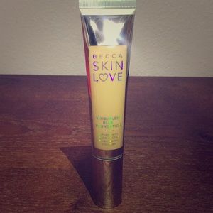 Becca Skin Love Weightless Blur Foundation